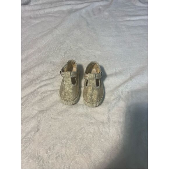 Cienta Gold Metallic Toddler Shoes Size 22C US Size 6/6.5 Toddler - Picture 1 of 13